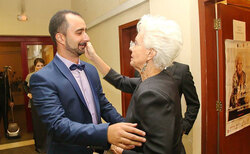 02-3-raina-kabaivanska-i-kostadin-mechkov-viktor-viktorov_250x154_crop_478b24840a