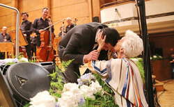 raina-2_250x154_crop_478b24840a