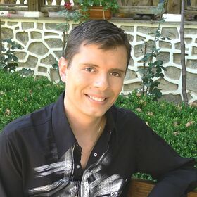 alexander-alexandrov-alex-wikipdeia_280x280_crop_478b24840a