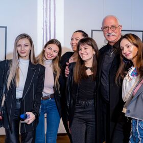 003_280x280_crop_478b24840a