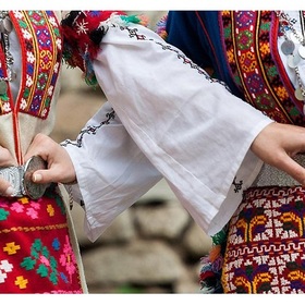 bulgarski-folklor-bnr_280x280_crop_478b24840a