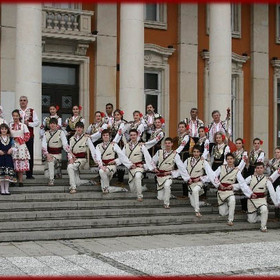 ansambul_280x280_crop_478b24840a