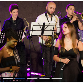 summer_280x280_crop_478b24840a