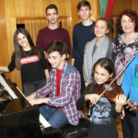 deca-virtuozi_280x280_crop_478b24840a