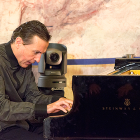 ludmil-angelov_280x280_crop_478b24840a