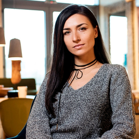 gulsum_280x280_crop_478b24840a