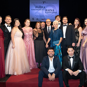 raina1-alexandar-bogdan-tompson_280x280_crop_478b24840a