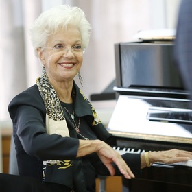 01_280x280_crop_478b24840a