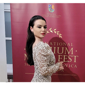 opernata-pevica_280x280_crop_478b24840a