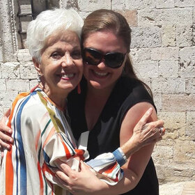 raina-2-1_280x280_crop_478b24840a