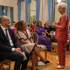 raina-master-class_280x280_crop_478b24840a