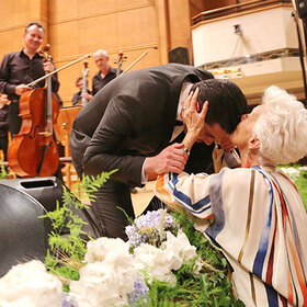 raina-4_280x280_crop_478b24840a