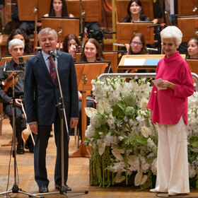 raina_280x280_crop_478b24840a