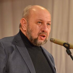 09-georgi-petkov-lichen-archive-678x410-crop-478b24840a_280x280_crop_478b24840a