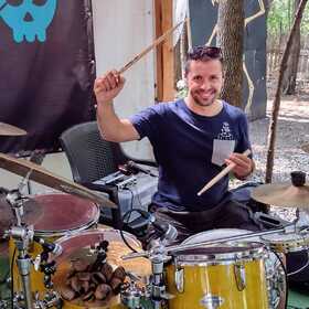 borislav-petrov-facebook-lichen-archive_280x280_crop_478b24840a