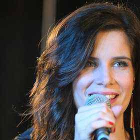 ivelina-kalaksuzova-duma_280x280_crop_478b24840a