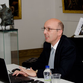 photo-e9a5f6d710212ad4308a58fe865a039c_280x280_crop_478b24840a