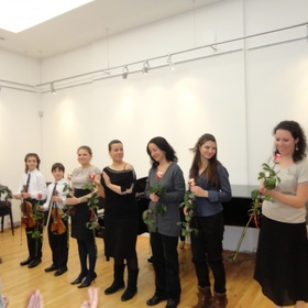 img-224307_280x280_crop_478b24840a