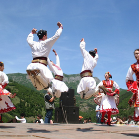 pirinska-nosia_280x280_crop_478b24840a