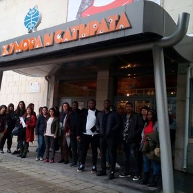 61964378-444001196163965-3000530042078887936-n_280x280_crop_478b24840a