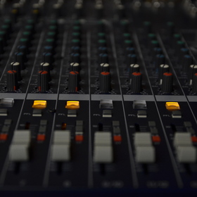 dsc-0142_280x280_crop_478b24840a