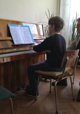 28059040-1735429186500744-2333518652579905602-n_280x400_crop_478b24840a