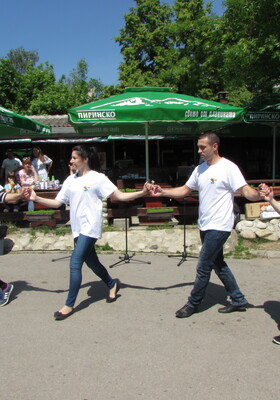 img-0296_280x400_crop_478b24840a