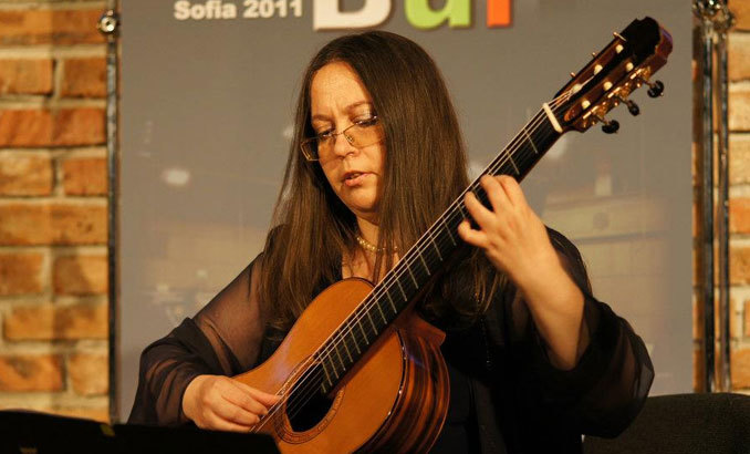 milena-vulcheva-plevenguitarfestival_678x410_crop_478b24840a