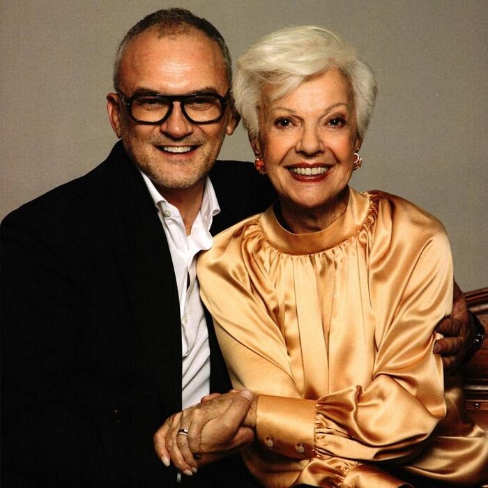 dr-georgi-tekev-i-raina-kabaivanska-f-kostadin-krustev-koko_700x700_crop_478b24840a