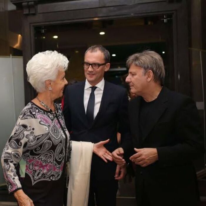 raina-kabaivanska-i-georgi-tekev-s-valeri-nikolov-raina-kabaivanska-school_700x700_crop_478b24840a