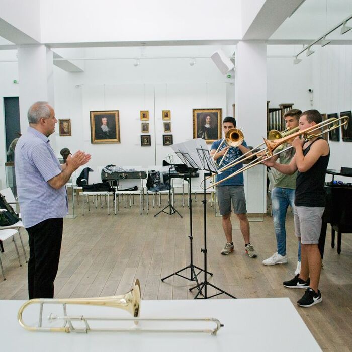 stanislav-pochekanski-nbu_700x700_crop_478b24840a