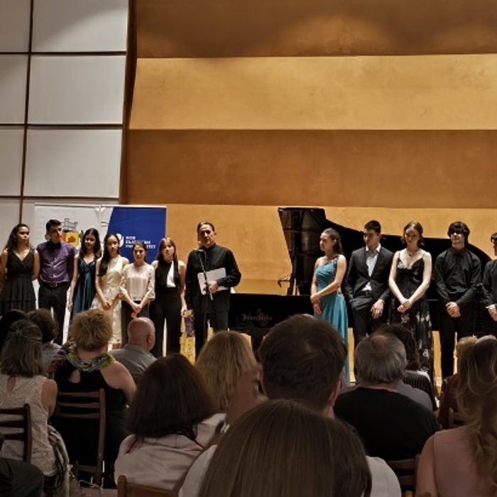 muzikalna-sedmica-ludmil-angelov-nbu_700x700_crop_478b24840a