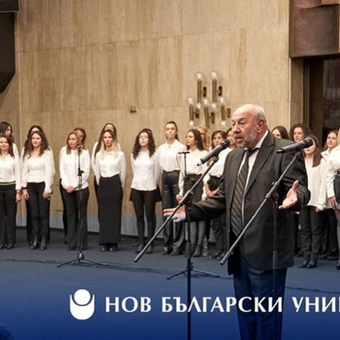 06-izbrani-horovi-tvorbi-678x410-crop-478b24840a_700x700_crop_478b24840a