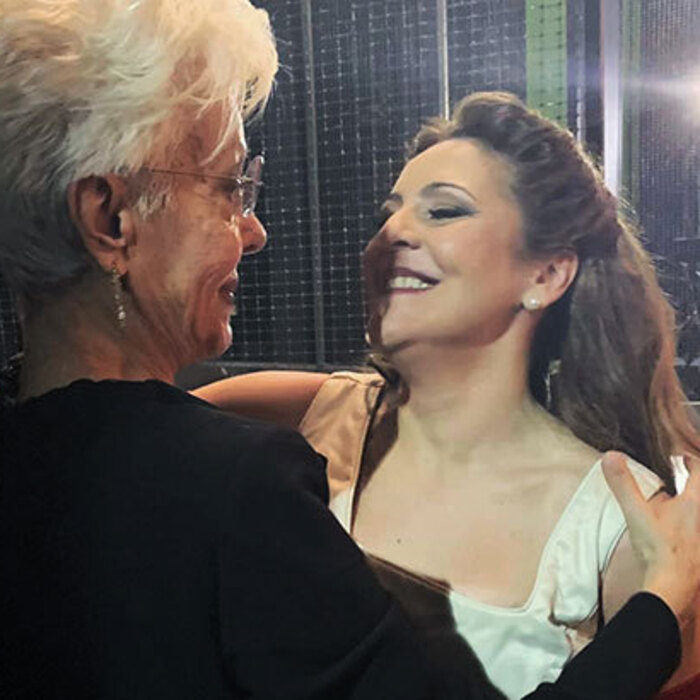 01-raina-maria-agresta-arhiv-nbu_700x700_crop_478b24840a