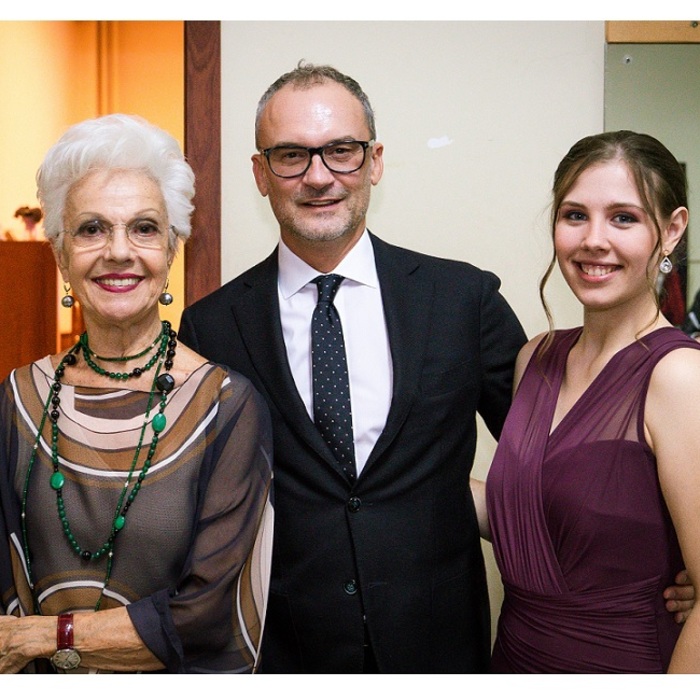 d-r-georgi-tekev-raina-kabaivanskaq-aleksandrina-mihailova-aleksander-bogdan-tompsan_700x700_crop_478b24840a