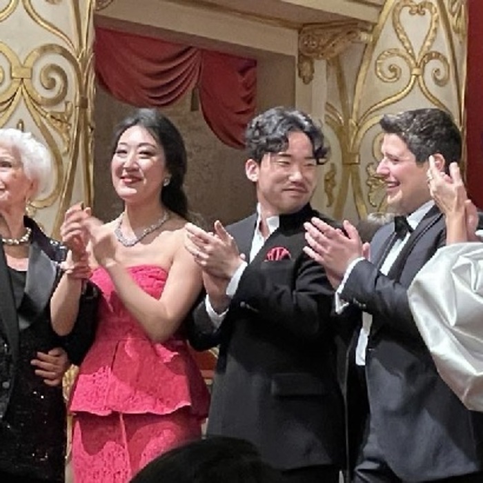 opera-bohemi-rajna-karaivanska_700x700_crop_478b24840a