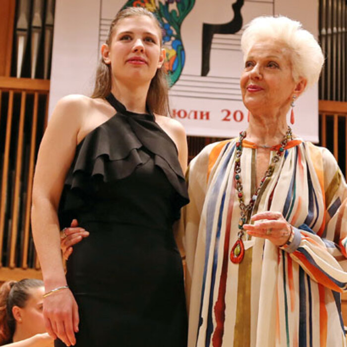 raina-kabaivanska-aleksandrina-mihailova-viktor-viktorov_700x700_crop_478b24840a