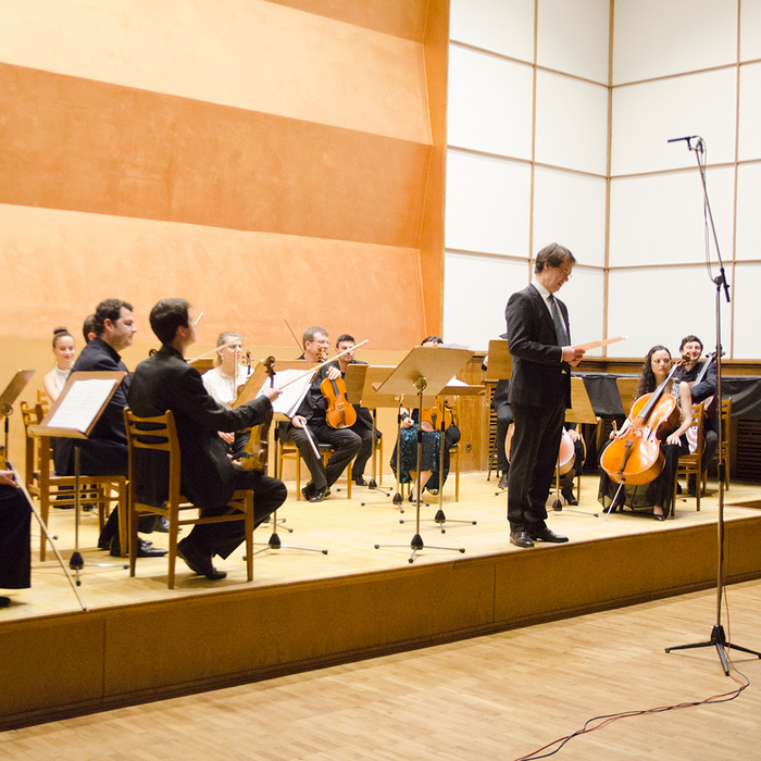 dsc-0023_700x700_crop_478b24840a