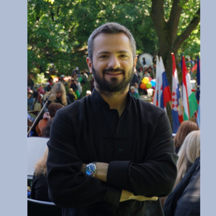 photo-5_700x700_crop_478b24840a