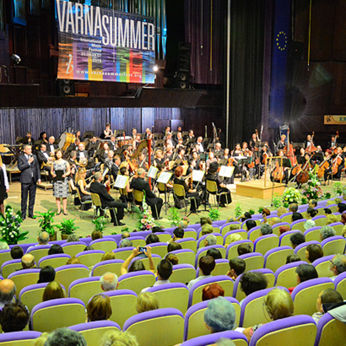 photo-28_700x700_crop_478b24840a