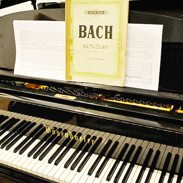 photo-26_700x700_crop_478b24840a