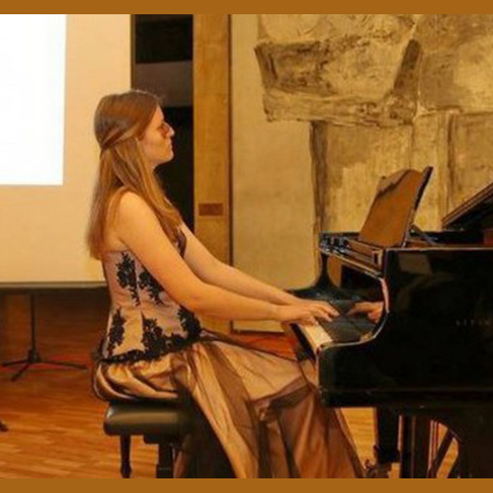 maria-final_700x700_crop_478b24840a