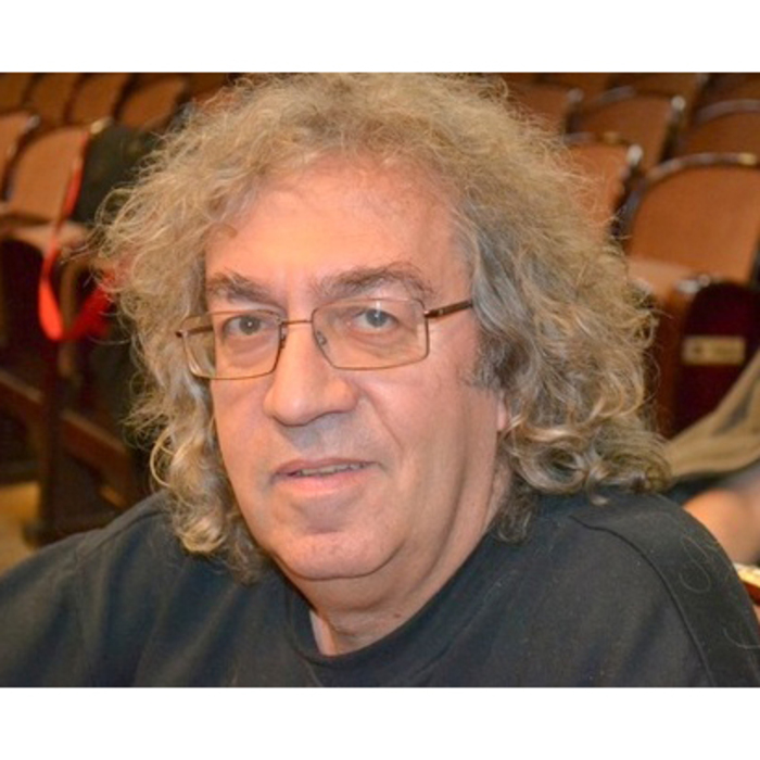 simo-lazarov_700x700_crop_478b24840a