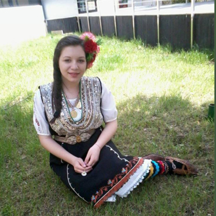 ansambul_700x700_crop_478b24840a