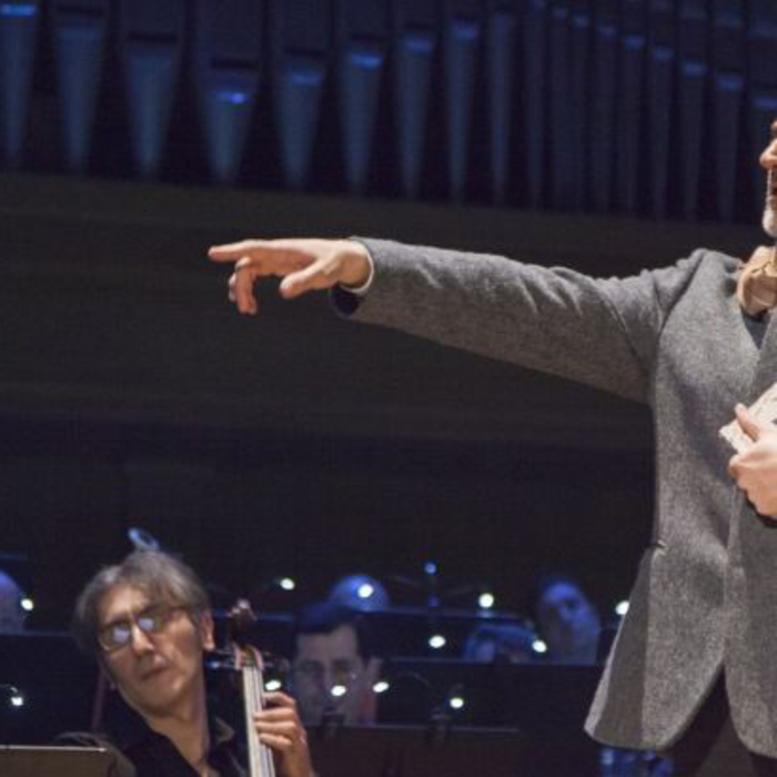 v-moskve_700x700_crop_478b24840a