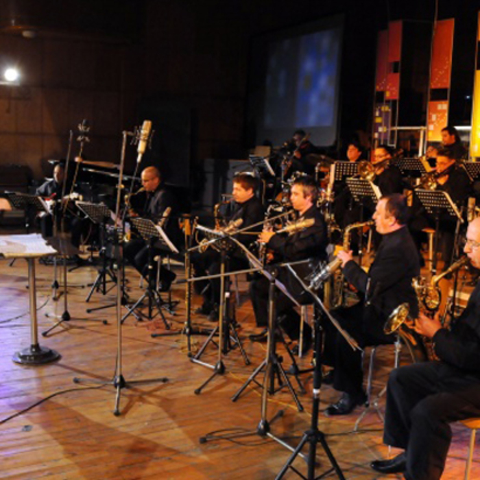 big-band-bnr_700x700_crop_478b24840a