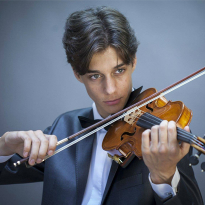 martin_700x700_crop_478b24840a