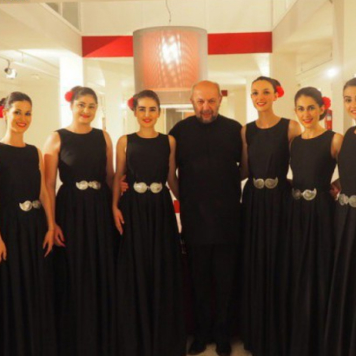 latino_700x700_crop_478b24840a