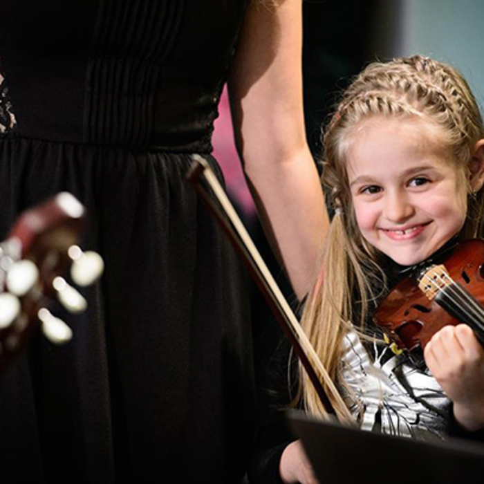 diana-causeva-vestnikpriatel-com_700x700_crop_478b24840a