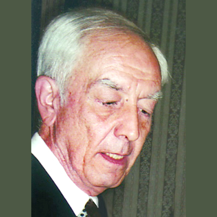 vladimir-gajev-iztok-zapad-eu_700x700_crop_478b24840a